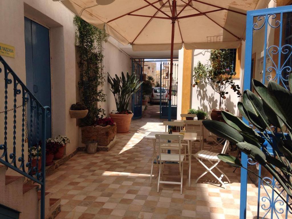 Case Vazzana - Cortile Sant'Agostino Mazara del Vallo Buitenkant foto