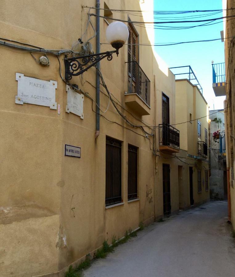 Case Vazzana - Cortile Sant'Agostino Mazara del Vallo Buitenkant foto